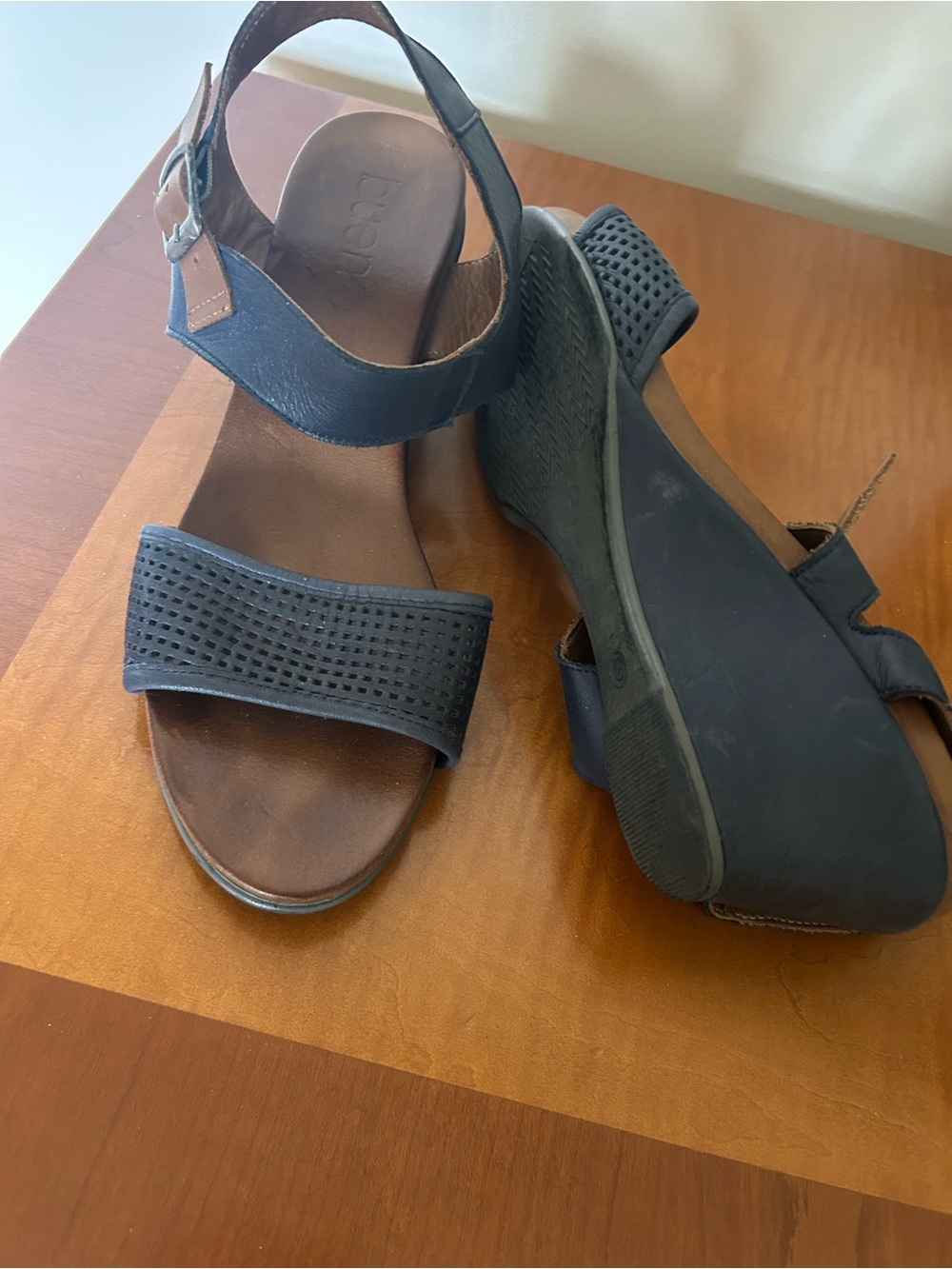 Bueno wedge heel sandals